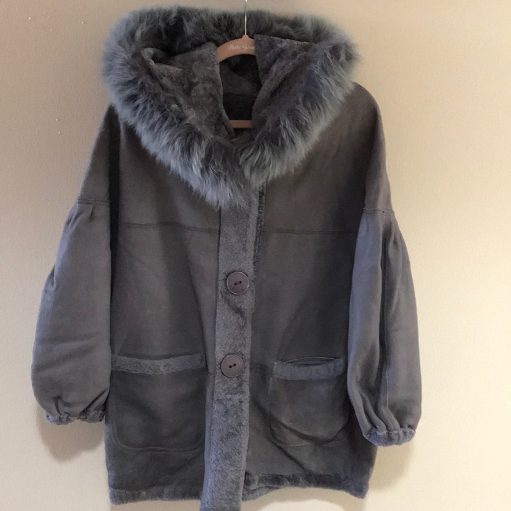 Made in Italy 🇮🇹 Gorgeous Real Sheepskin Coat